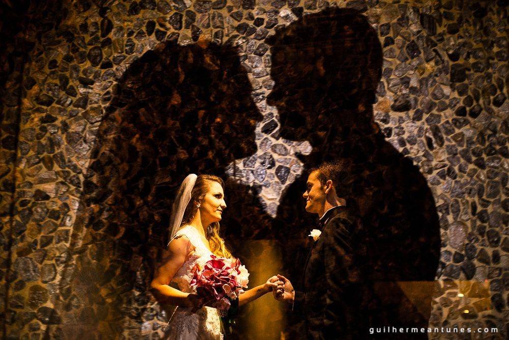 Fotografia de Casamento Luana e Alysson noivos de perfil